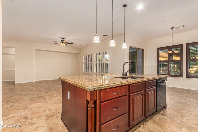 Building Photo - 4721 E Aldea Rd