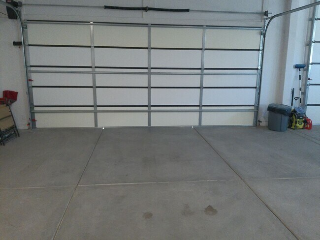 Building Photo - Beautiful Brand-New Home for Rent in Viewpoint Estates Winter Rental