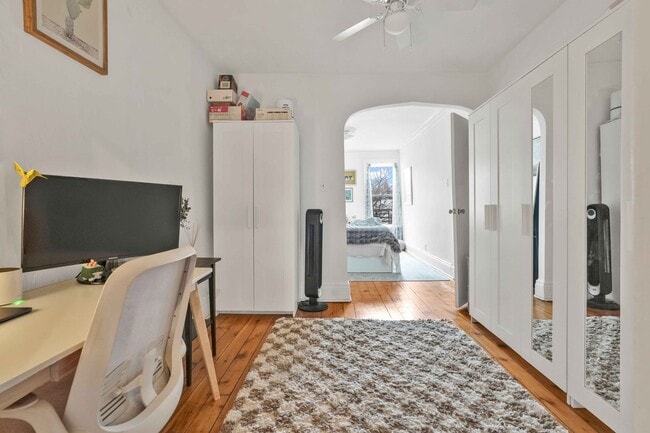 Building Photo - 383 5th St