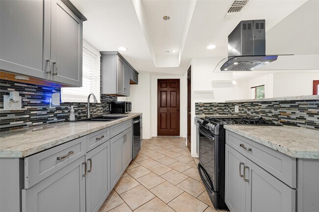 Building Photo - 11427 Sagegrove Ln