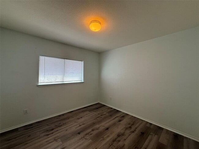 Building Photo - 2522 Stapleford Dr