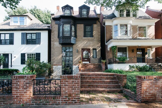 Building Photo - 4607 McPherson Ave