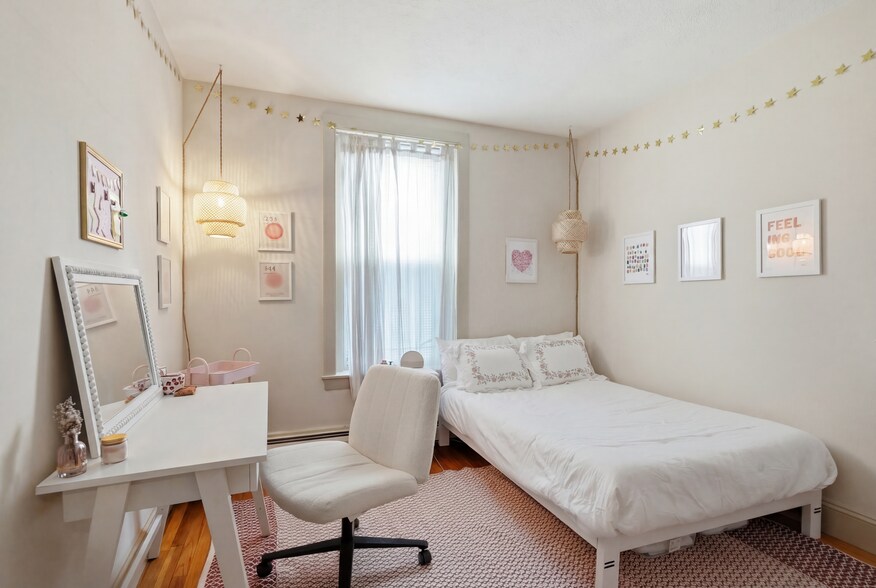 Building Photo - 1466 Tremont St