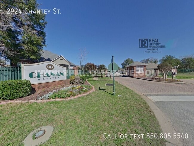 Building Photo - 2924 Chantey St