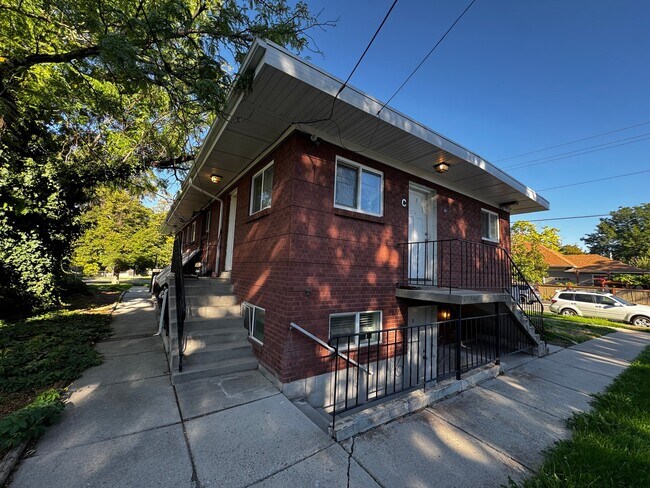 Building Photo - 1573 S 1000 E