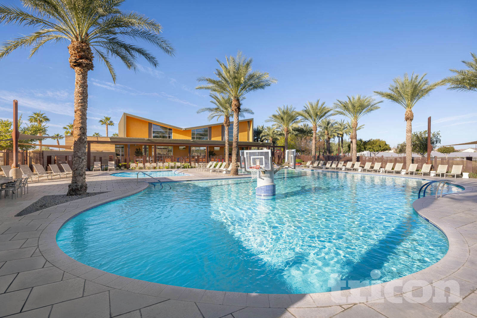 Building Photo - 4757 S Mole