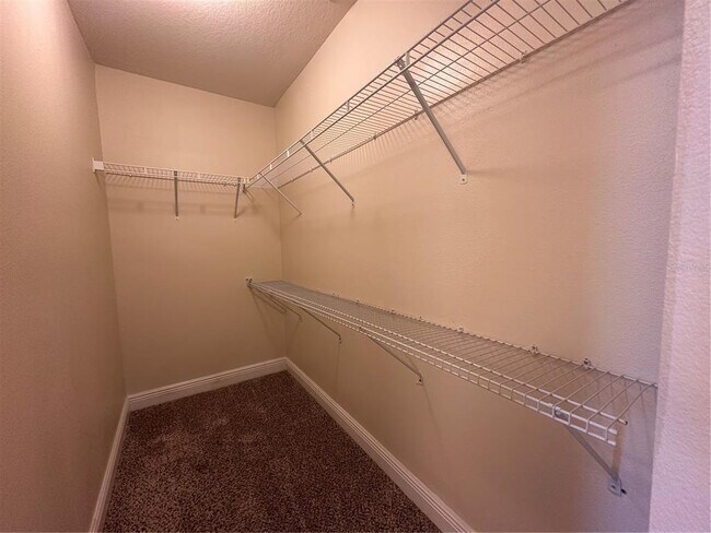 Building Photo - 402 Edith Dr