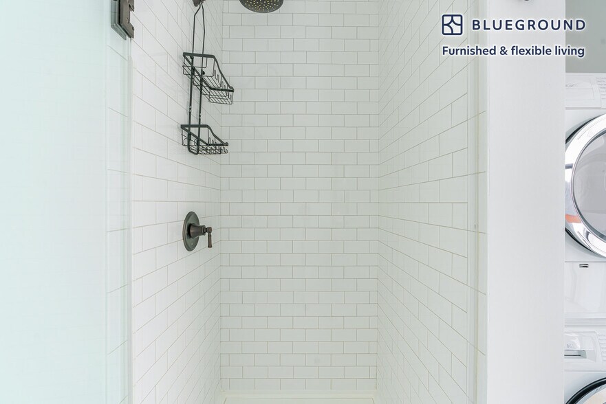 Building Photo - 3 Tingey Sq SE