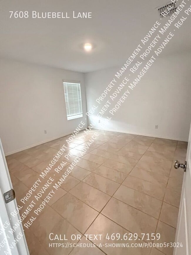 Building Photo - 7608 Bluebell Ln