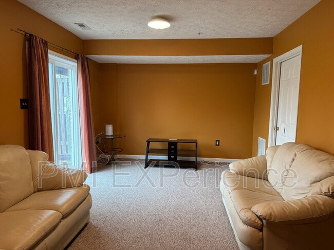 Building Photo - 5861 E Boniwood Turn