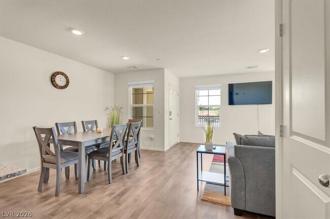 Building Photo - 1115 Meadow Sparrow Pl