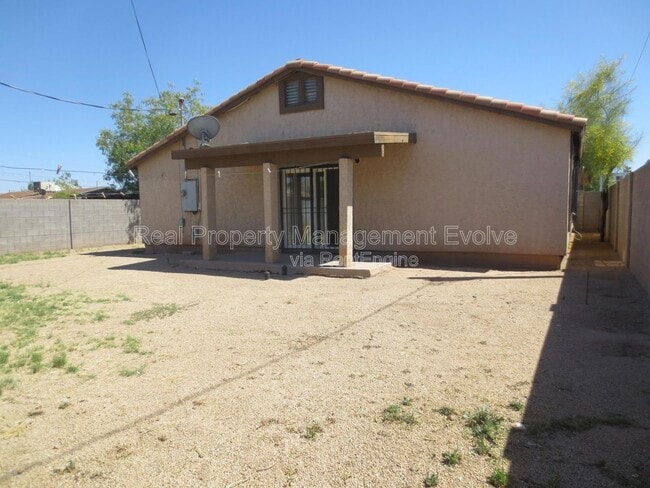 Building Photo - 2950 E Mobile Ln