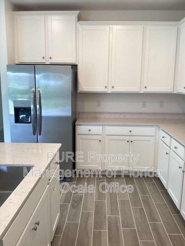 Building Photo - 9241 SW 58th Cir