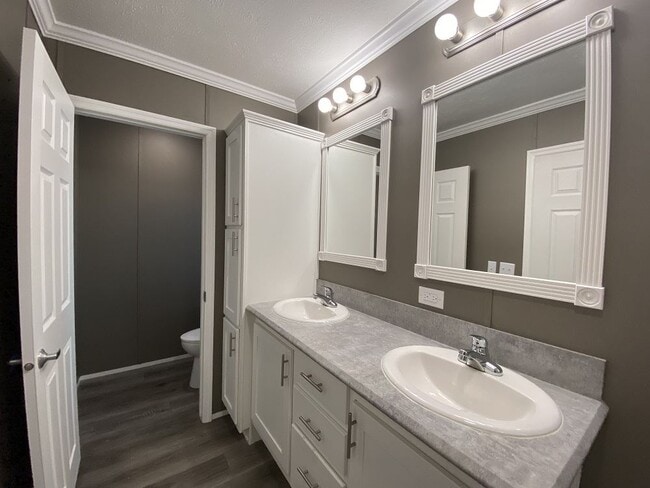 Building Photo - 4 Tern Ct