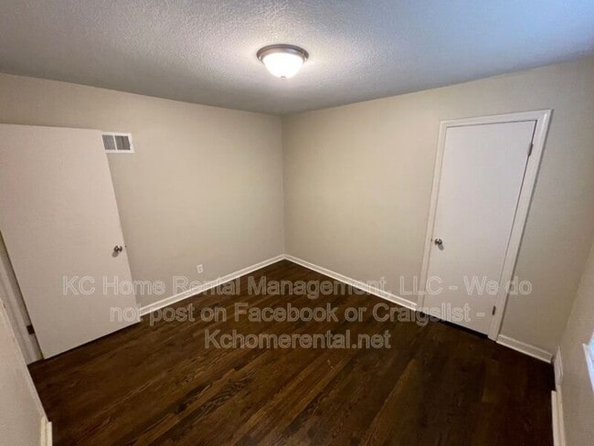 Building Photo - 5311 Reeds Rd