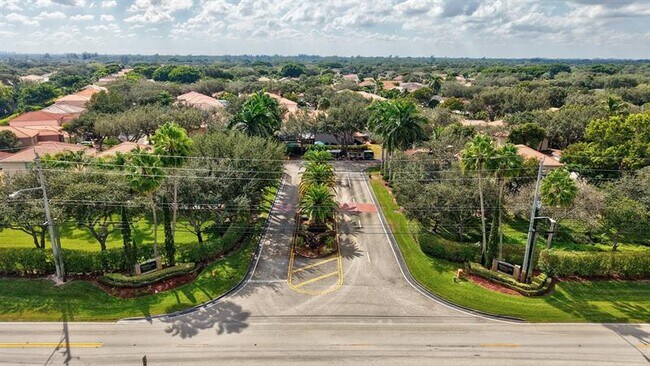 Building Photo - 6249 NW 78th Manor