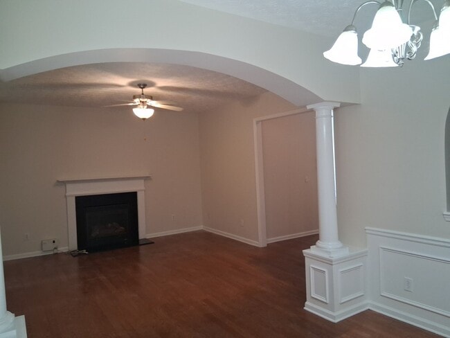 Building Photo - 7068 Littlebrook Way