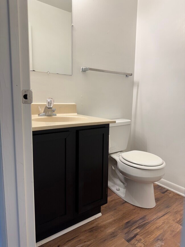 Building Photo - 334 Shenandoah Cir