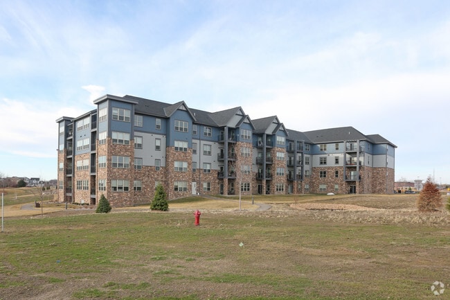 Primary Photo - Orchard Path (Senior 55+)