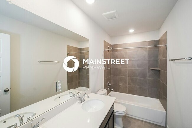 Building Photo - 4 Bedroom Pet-Friendly Home in Katy, TX wi...