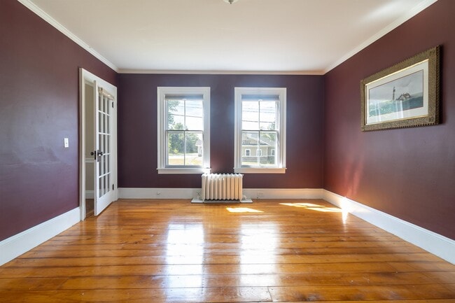 Building Photo - 37 Main Rd N