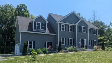 Building Photo - ***Please Respond Directly to the Online Listing, Calls May Not Be Returned***