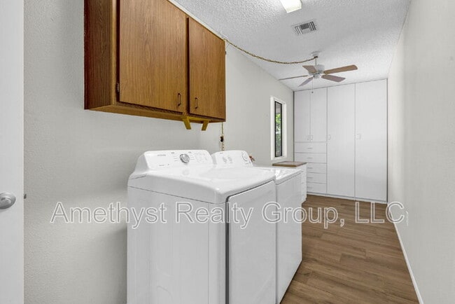 Building Photo - 14126 W Pennystone Dr