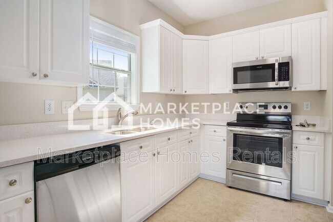 Building Photo - 2090 Old Cahaba Pl