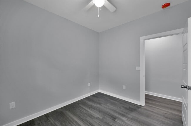 Building Photo - 16646 Meadowcroft St