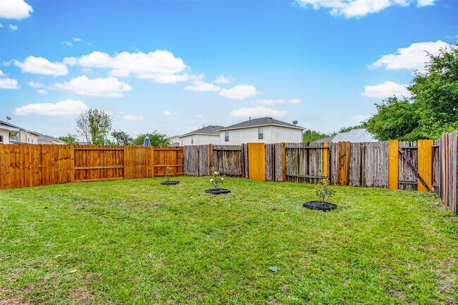 Building Photo - 7231 Enchanted Creek Dr