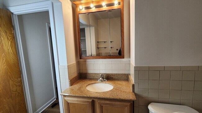 Building Photo - 1323 Worcester Rd