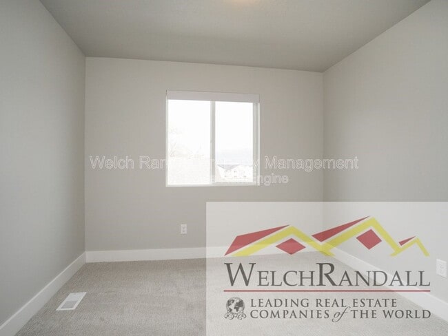 Building Photo - 2260 W 2625 S