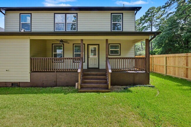 Building Photo - 116 Sun City Ln