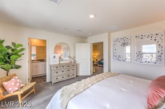Building Photo - 9114 Hitmaker St