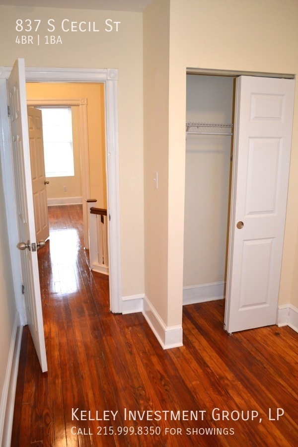 Building Photo - 837 S Cecil St