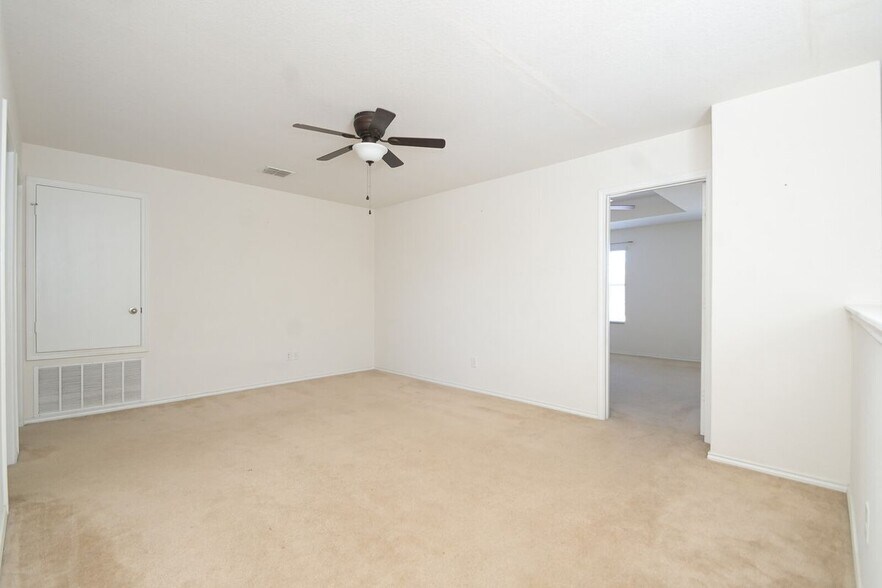 Building Photo - 3727 Fringe Breeze