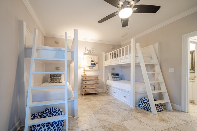 Building Photo - 257 Driftwood Rd