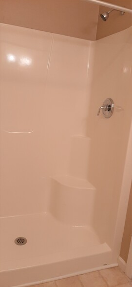 Building Photo - 509 Baldwin Ln