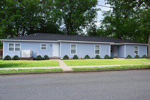 Building Photo - 701 S Highland Park Ave