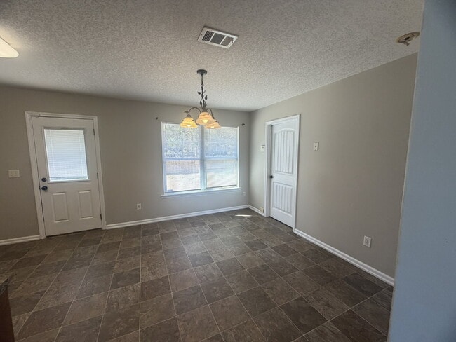 Building Photo - Home for Rent