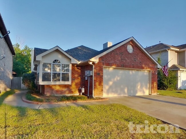 Building Photo - 5208 Wolverton Ct