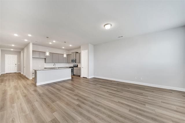 Building Photo - 1718 Vine Brk Rd