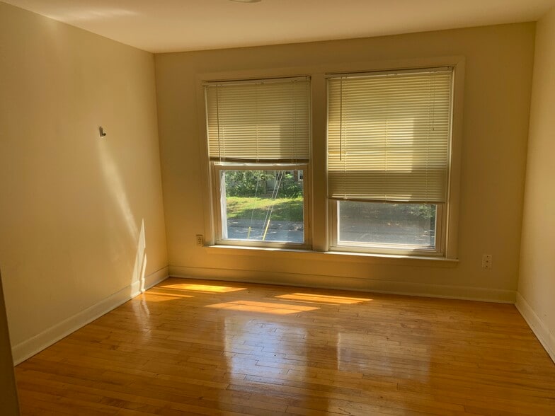 Building Photo - 185 Columbia Ave