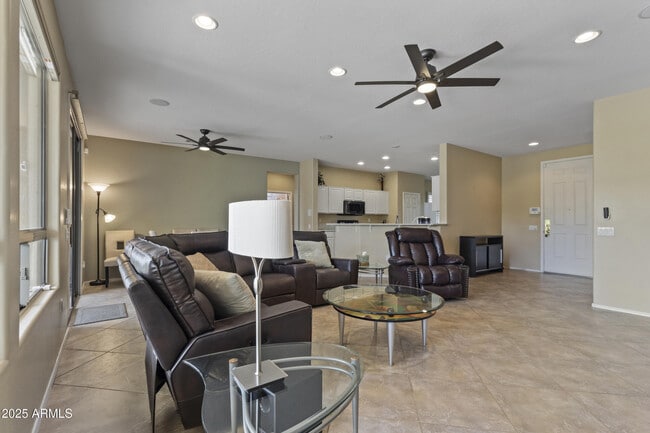 Building Photo - 20539 N Bear Canyon Ct