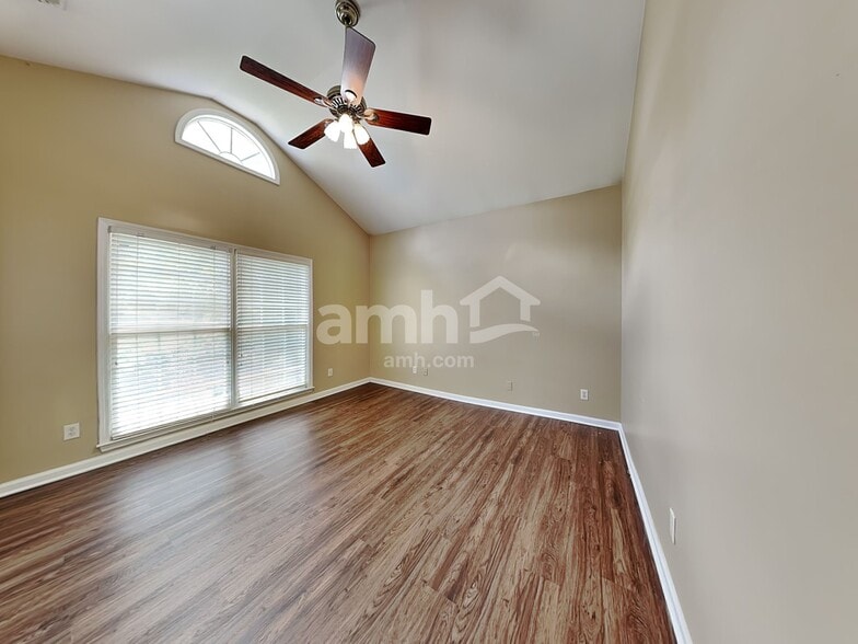 Building Photo - 1649 Stillwater Park Ct