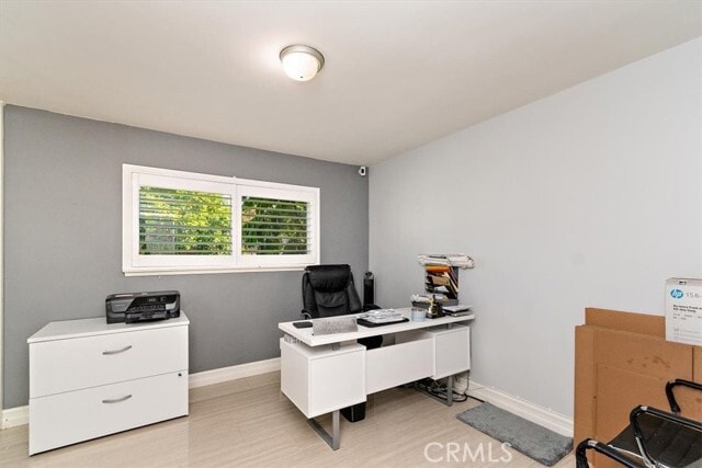 Building Photo - 24226 Meadow Falls Dr