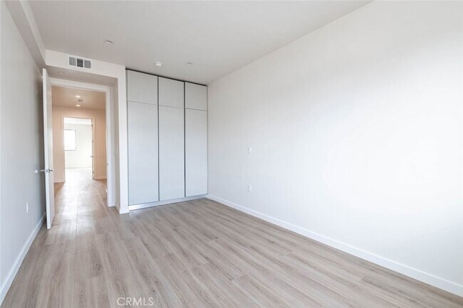 Building Photo - 7341 Valmont St