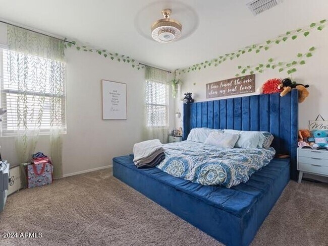 Building Photo - 30990 W Mulberry Dr