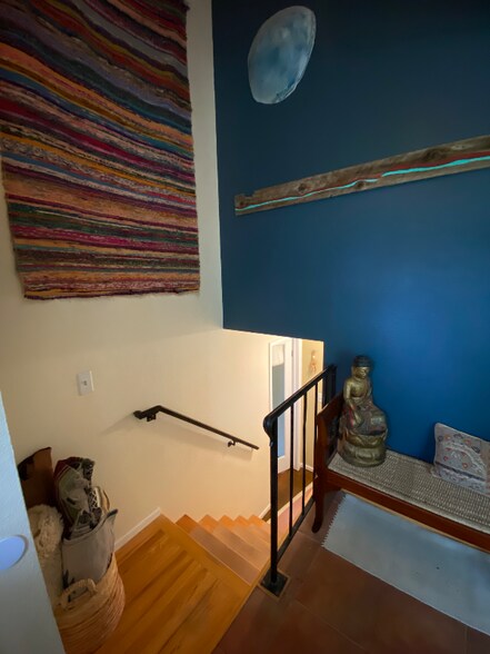 Building Photo - 2524 W Plum St