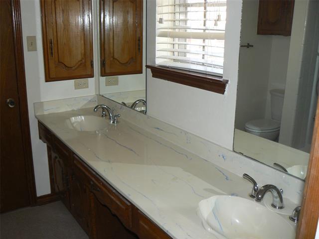 Building Photo - 1025 Gracelane Dr